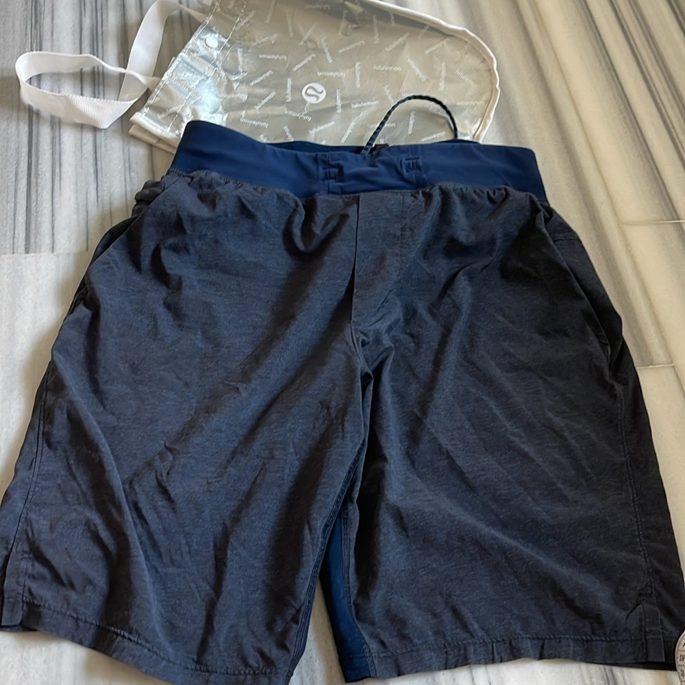 Lululemon Drawstring Pull On - Men's Size Small Shorts
